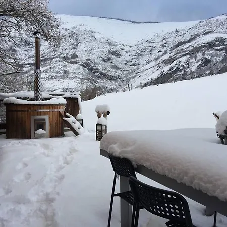 Le Chal'home, Montagne Et Nature * Campan